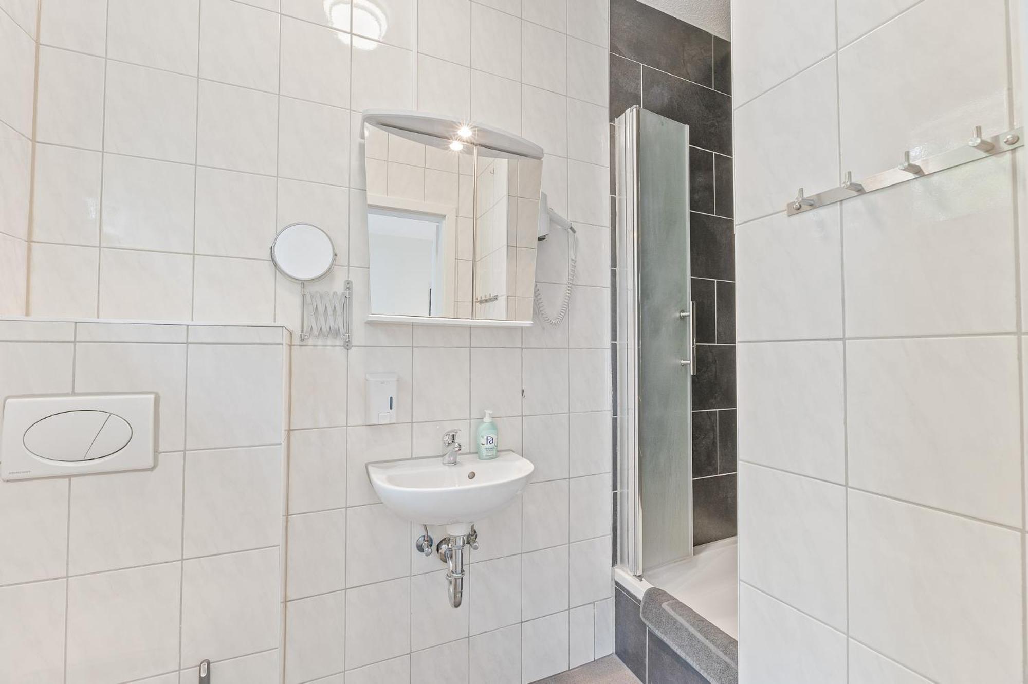 Businesshotel Lemon Suites Self Check-In Messe Airport Mit Kueche - Monteure Willkommen Neuhausen auf den Fildern Pokoj fotografie