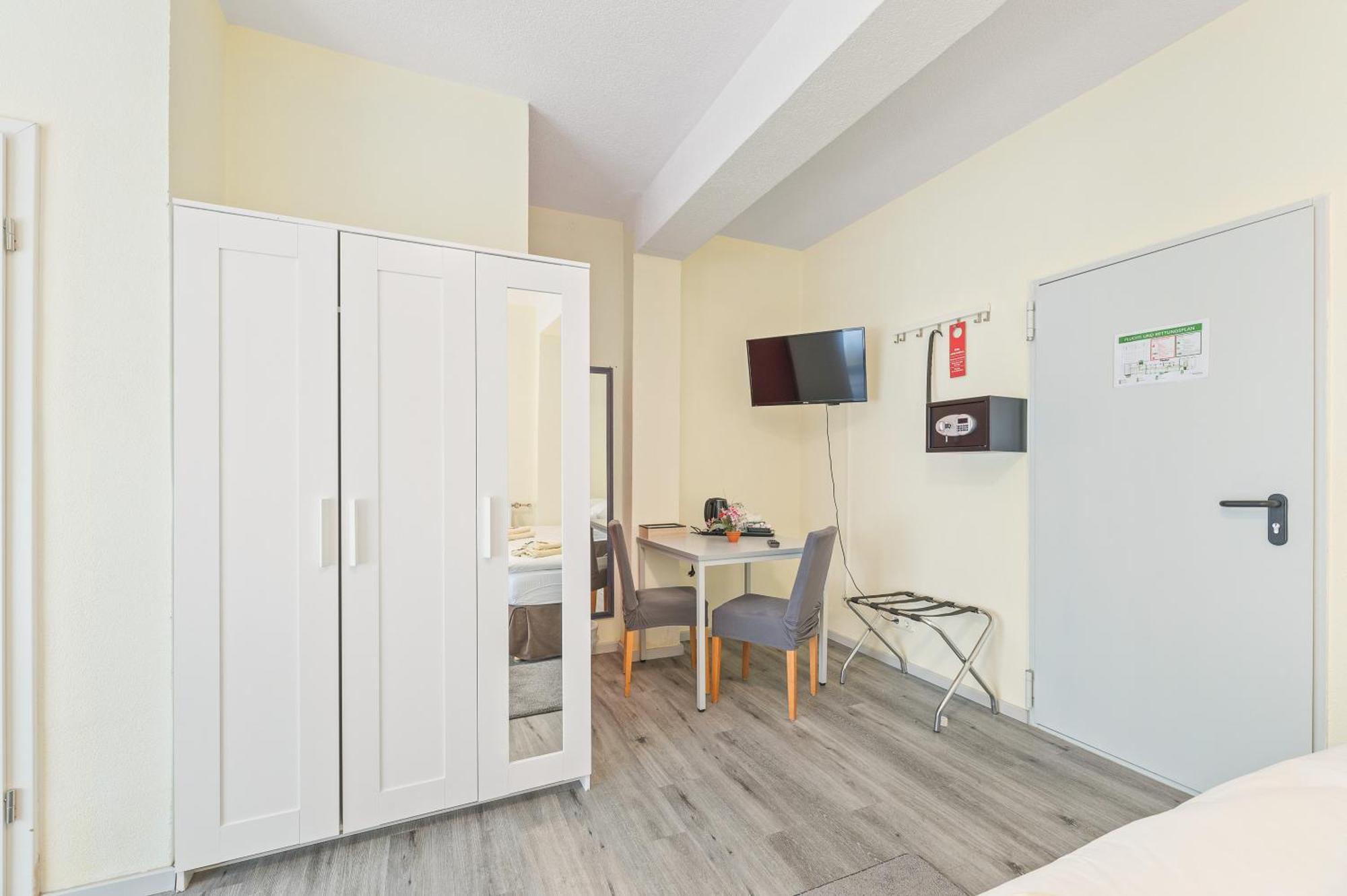 Businesshotel Lemon Suites Self Check-In Messe Airport Mit Kueche - Monteure Willkommen Neuhausen auf den Fildern Pokoj fotografie