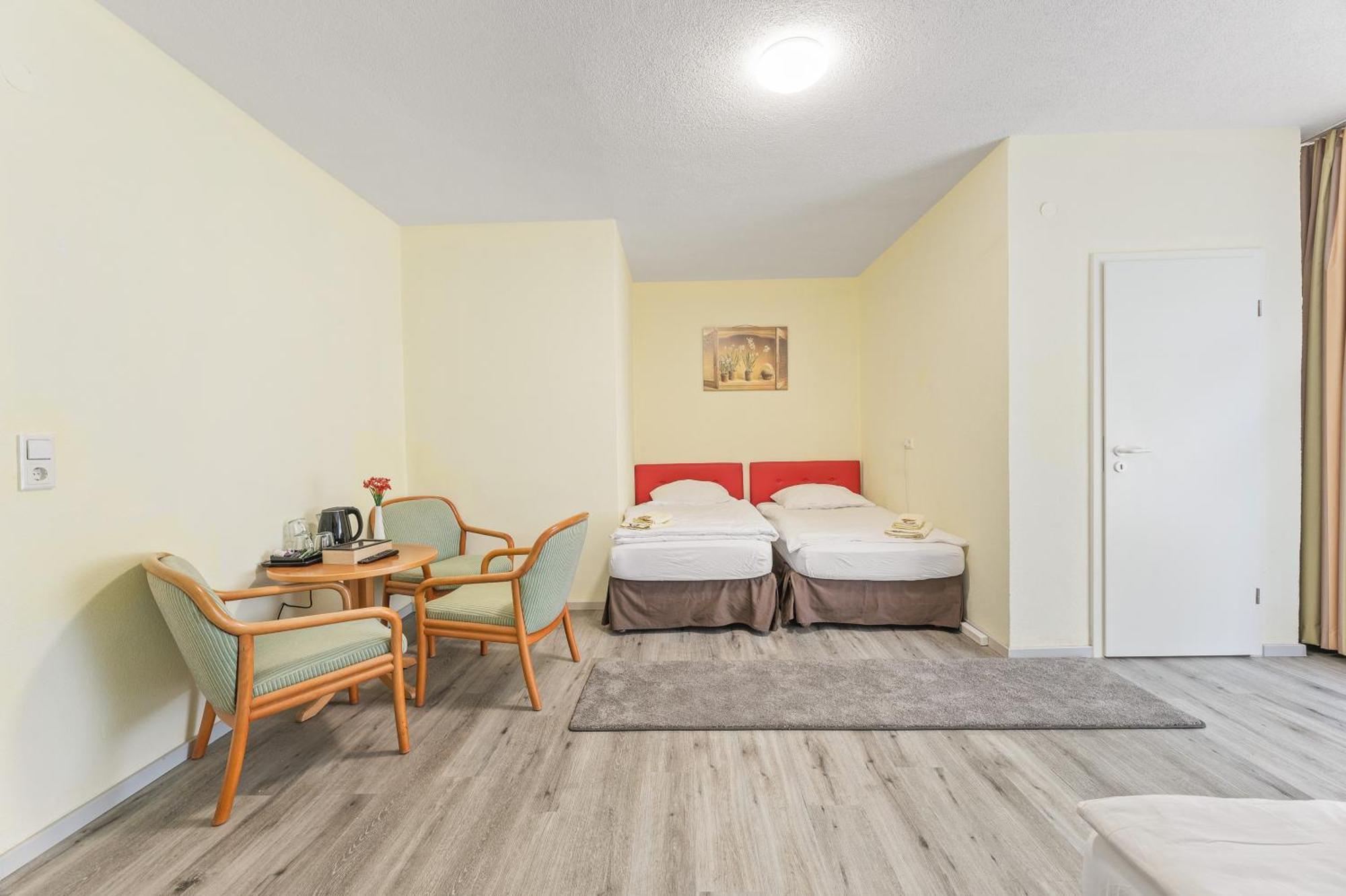 Businesshotel Lemon Suites Self Check-In Messe Airport Mit Kueche - Monteure Willkommen Neuhausen auf den Fildern Pokoj fotografie
