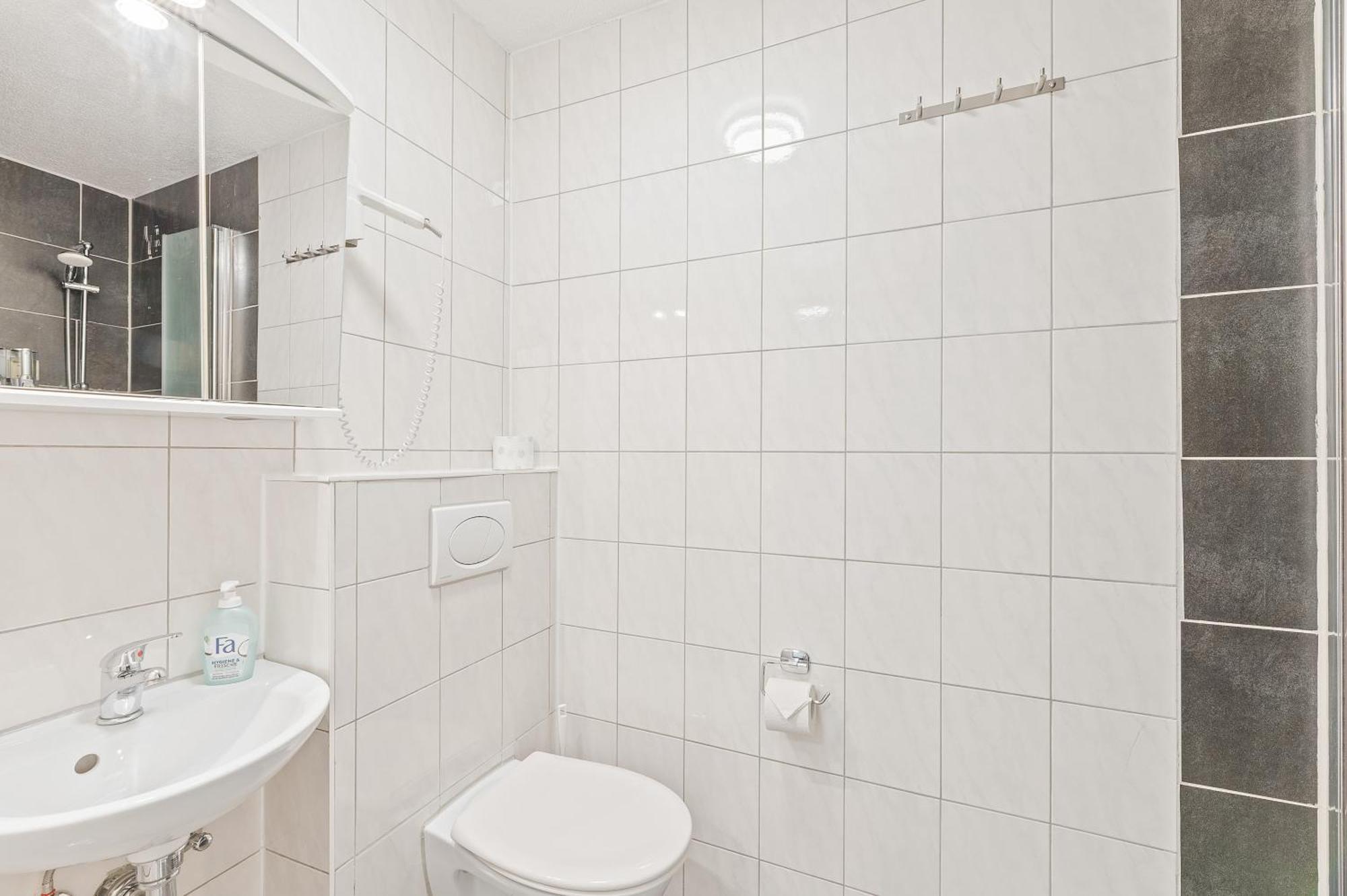 Businesshotel Lemon Suites Self Check-In Messe Airport Mit Kueche - Monteure Willkommen Neuhausen auf den Fildern Pokoj fotografie